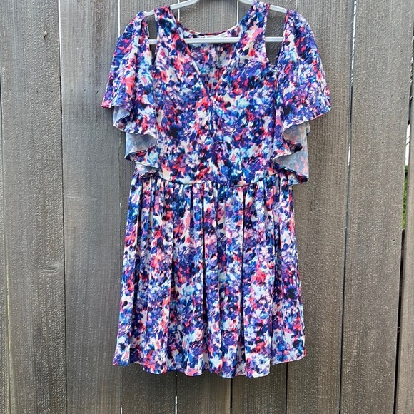 REBECCA MINKOFF Women’s Floral Dress, NWT. - Picture 1 of 4